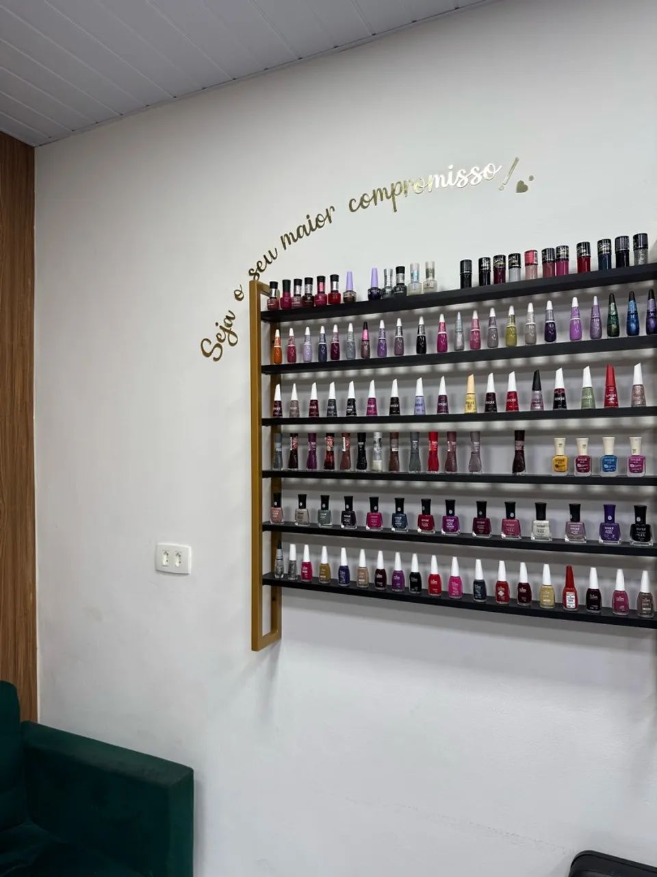 Expositor de esmaltes 