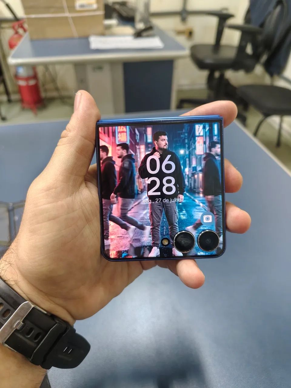 Samsung Galaxy Z Flip 7 - Foto 2