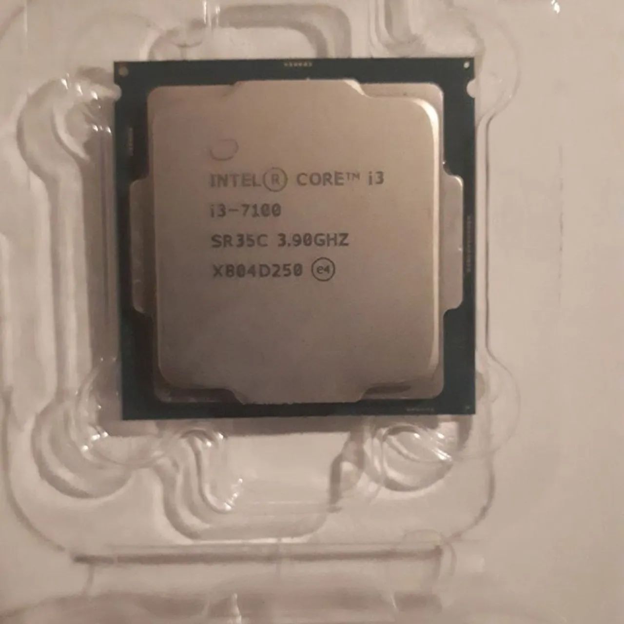 Vendo i3 7100 de 7 geração 