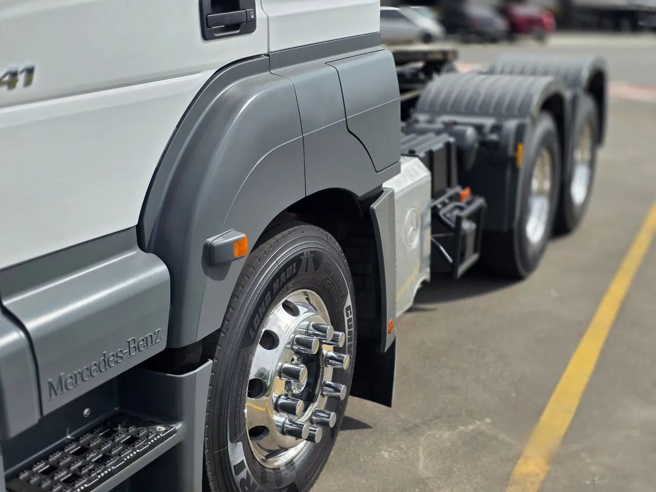 Axor 2541 6x4 branco  2019  - Foto 3