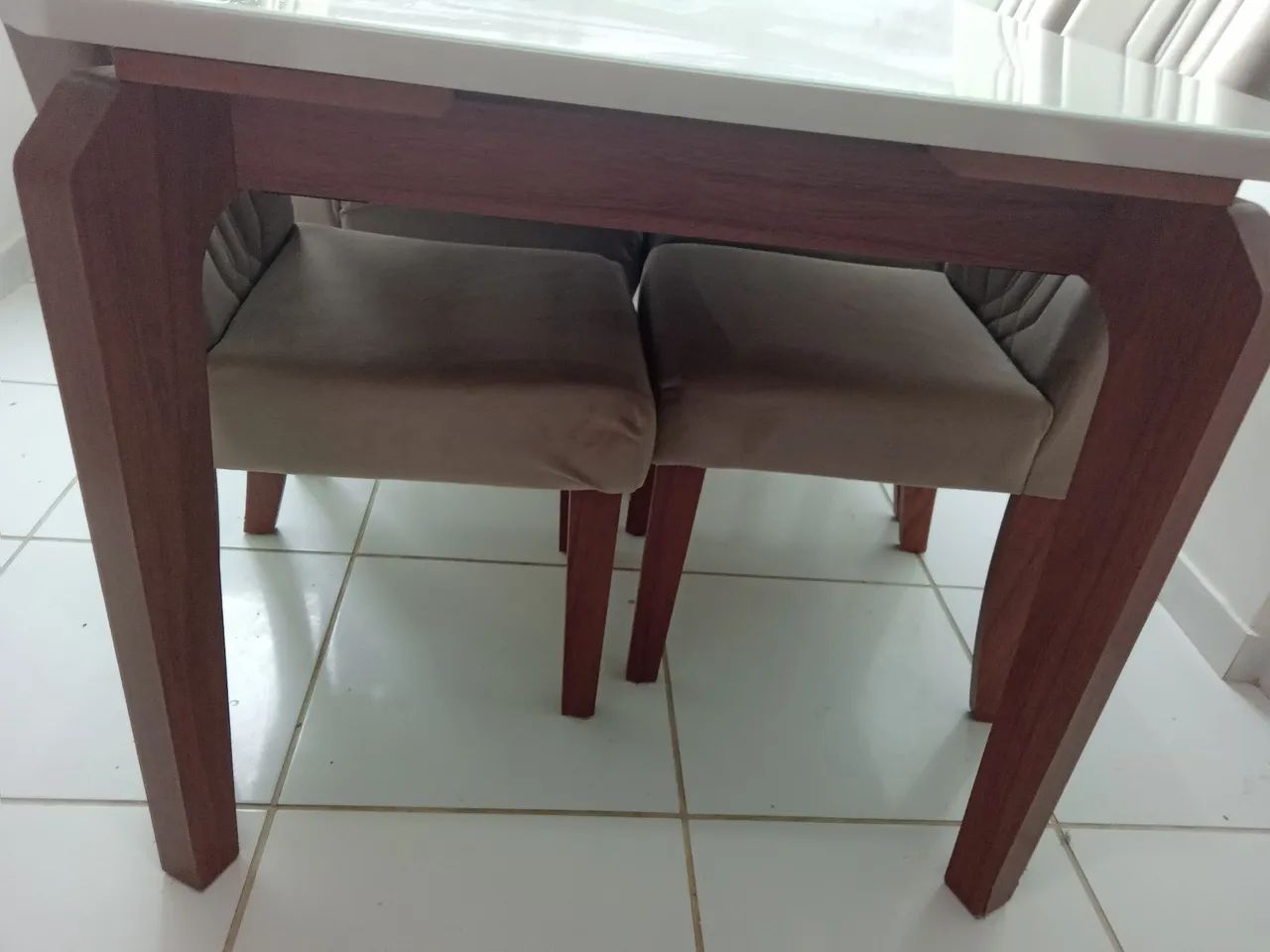 Mesa de jantar com 4 cadeiras - Foto 3