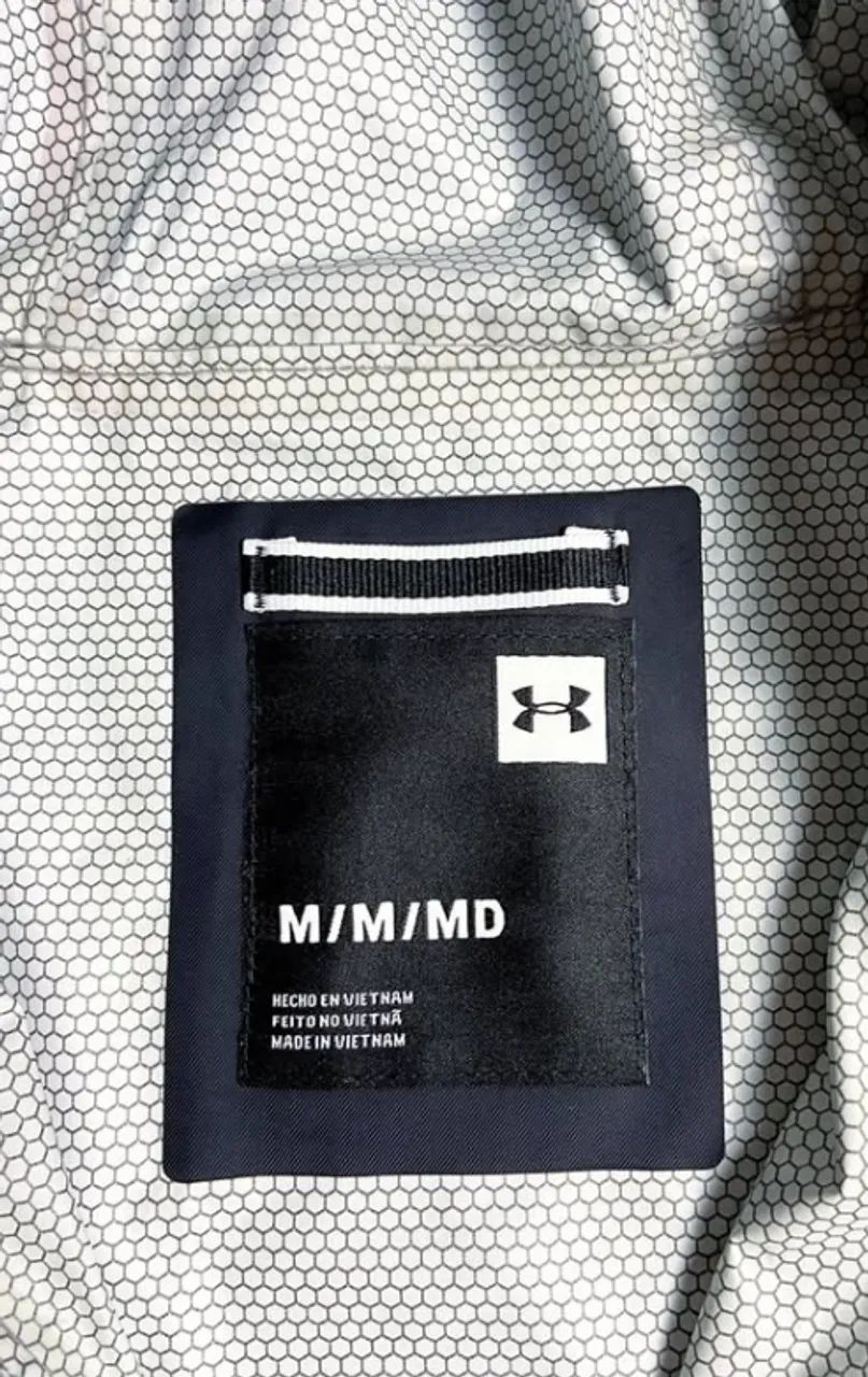 Jaqueta Under Armour impermeável M - Foto 4