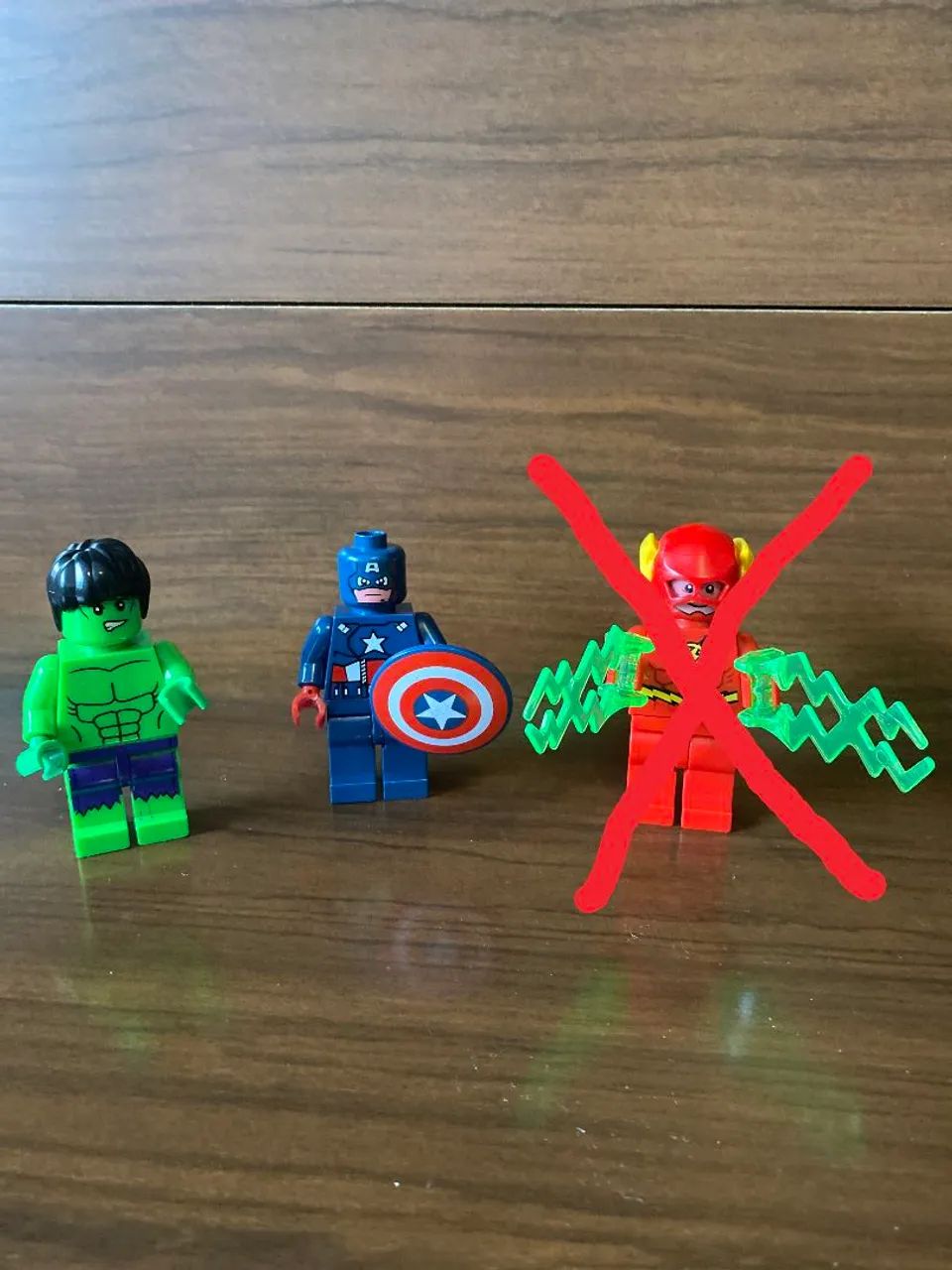 Boneco Lego - vários modelos - Foto 4