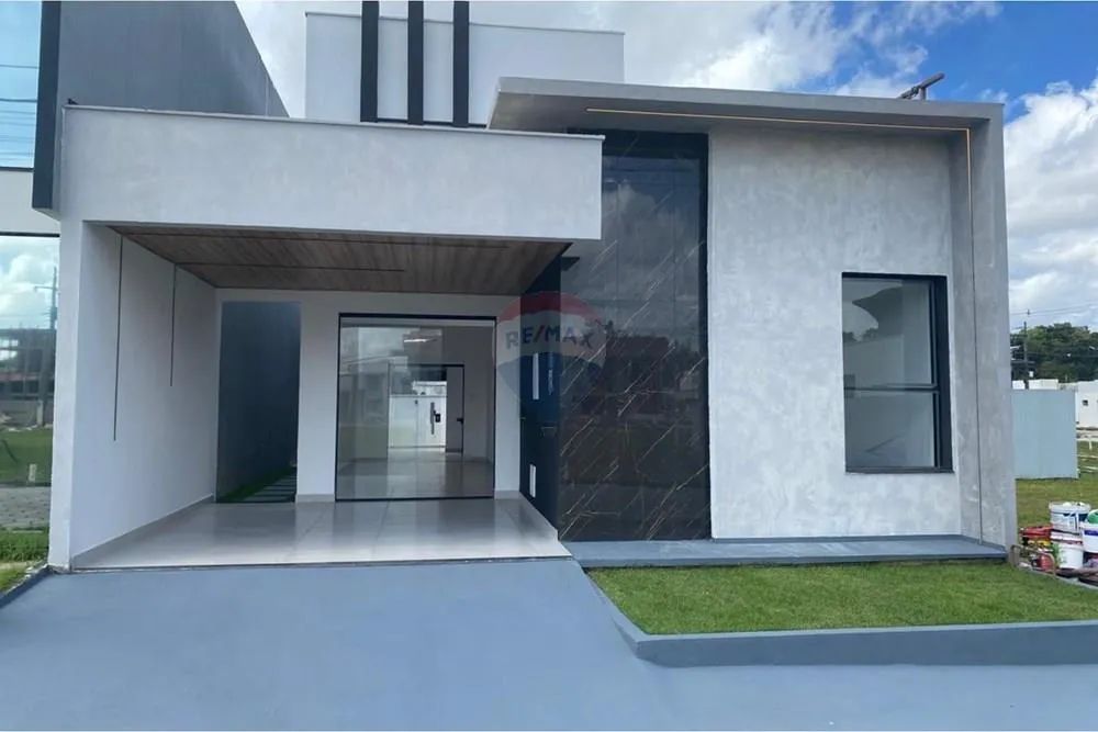 Casa com 3 suítes para aluguel em Ananindeua