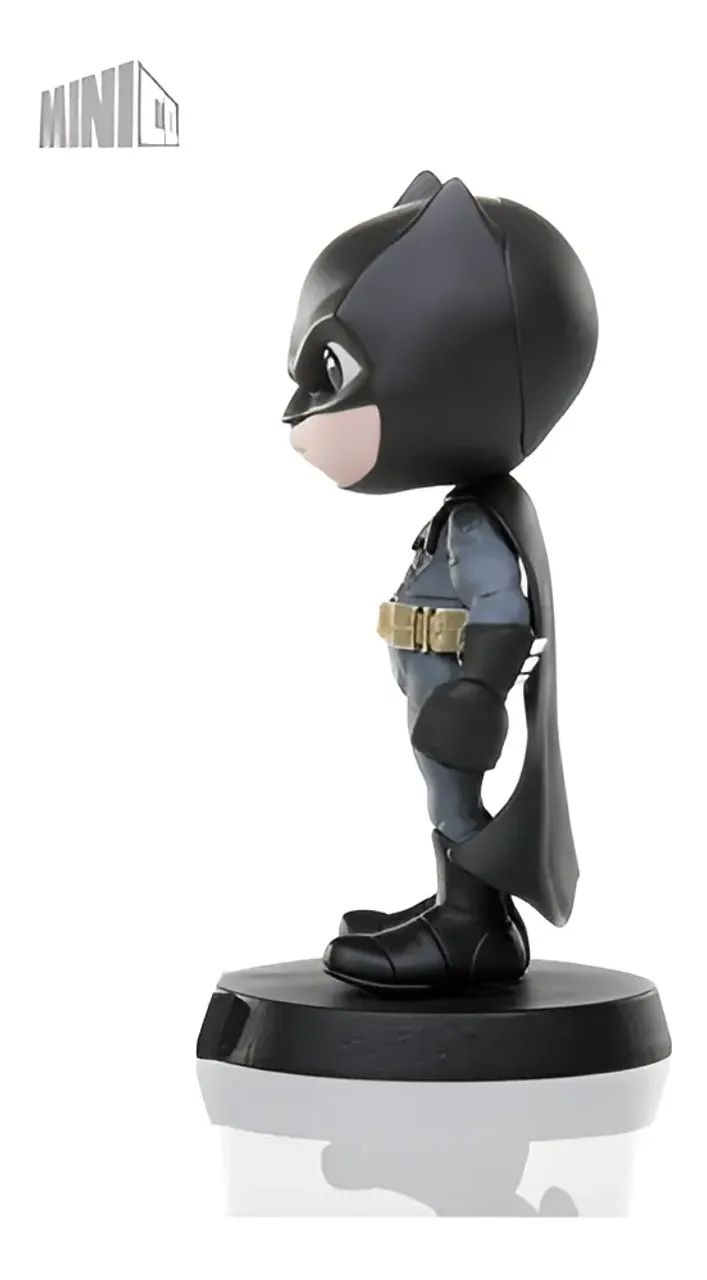 Boneco Colecionável Minico Dc Batman 13cm Liga Da Justiça - Foto 3