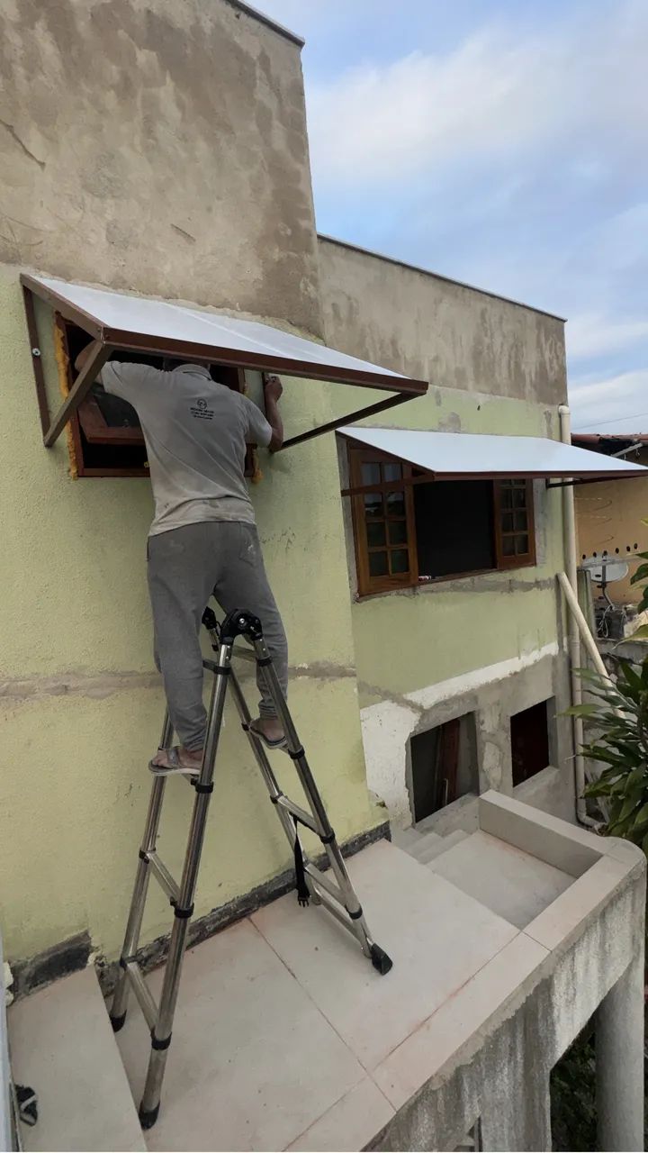 Toldo de alumínio amadeirado e policarbonato  - Foto 3