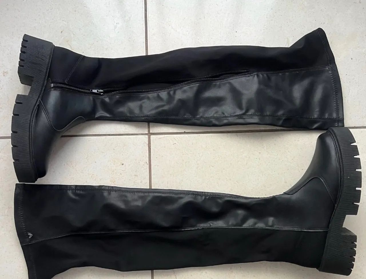 Bota com salto tratorado  - Foto 5