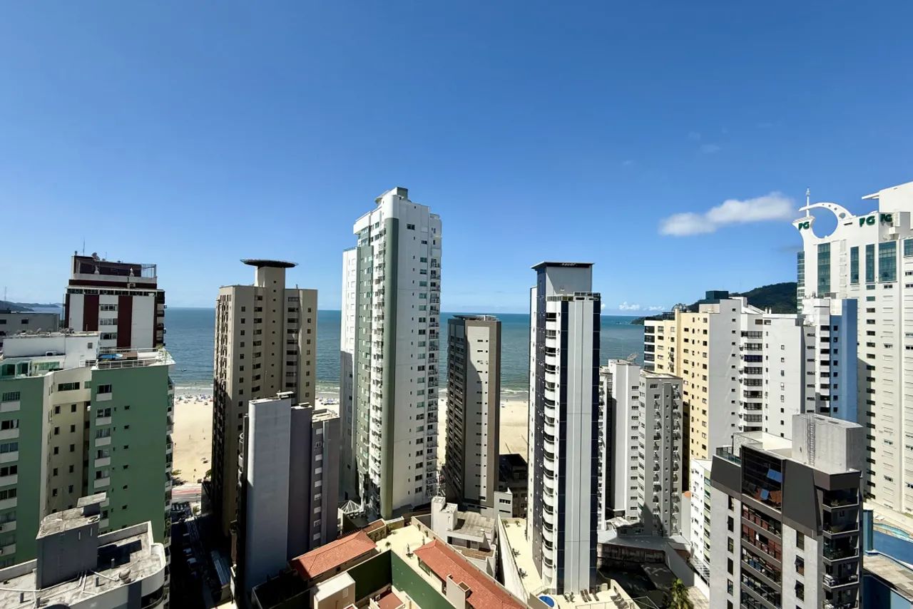 Apartamento QUADRA MAR em Balneário Camboriú - Foto 5