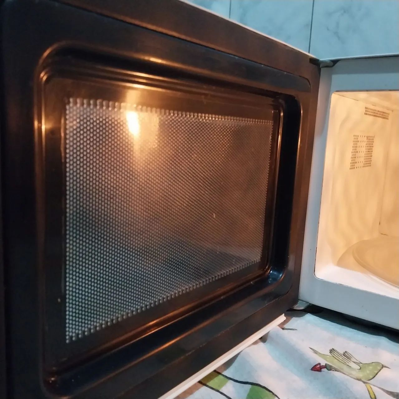 Micro-ondas Electrolux 17l - Foto 2