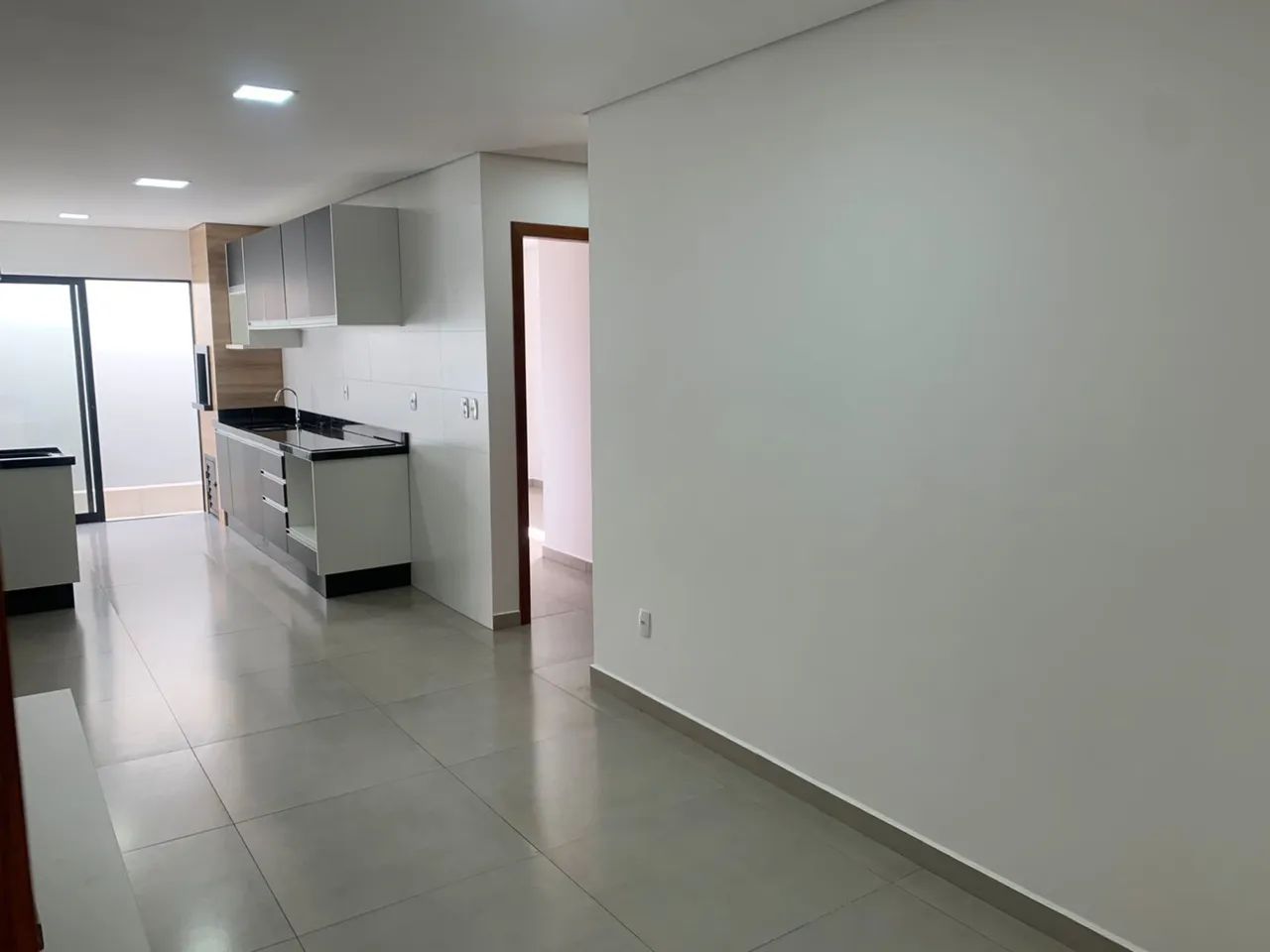 ALUGUEL Apartamento Semi-Mobiliado no Campeche - Foto 2