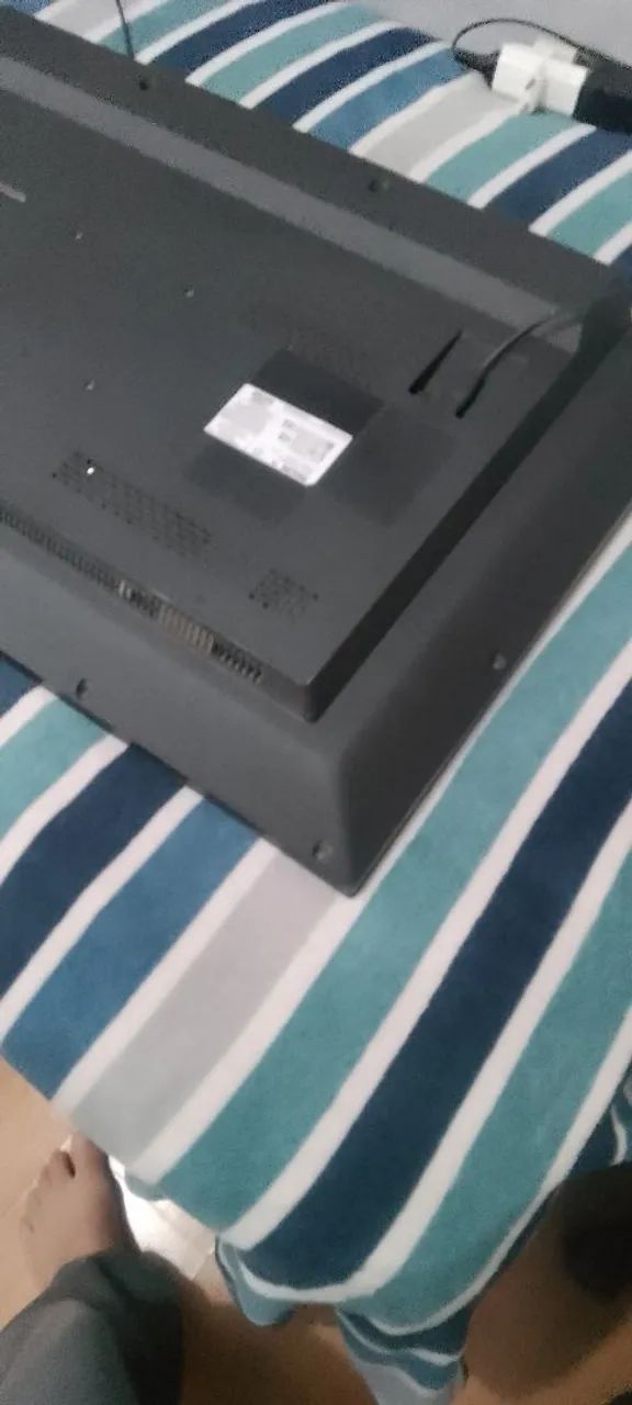 Vende televisão Philips com defeito