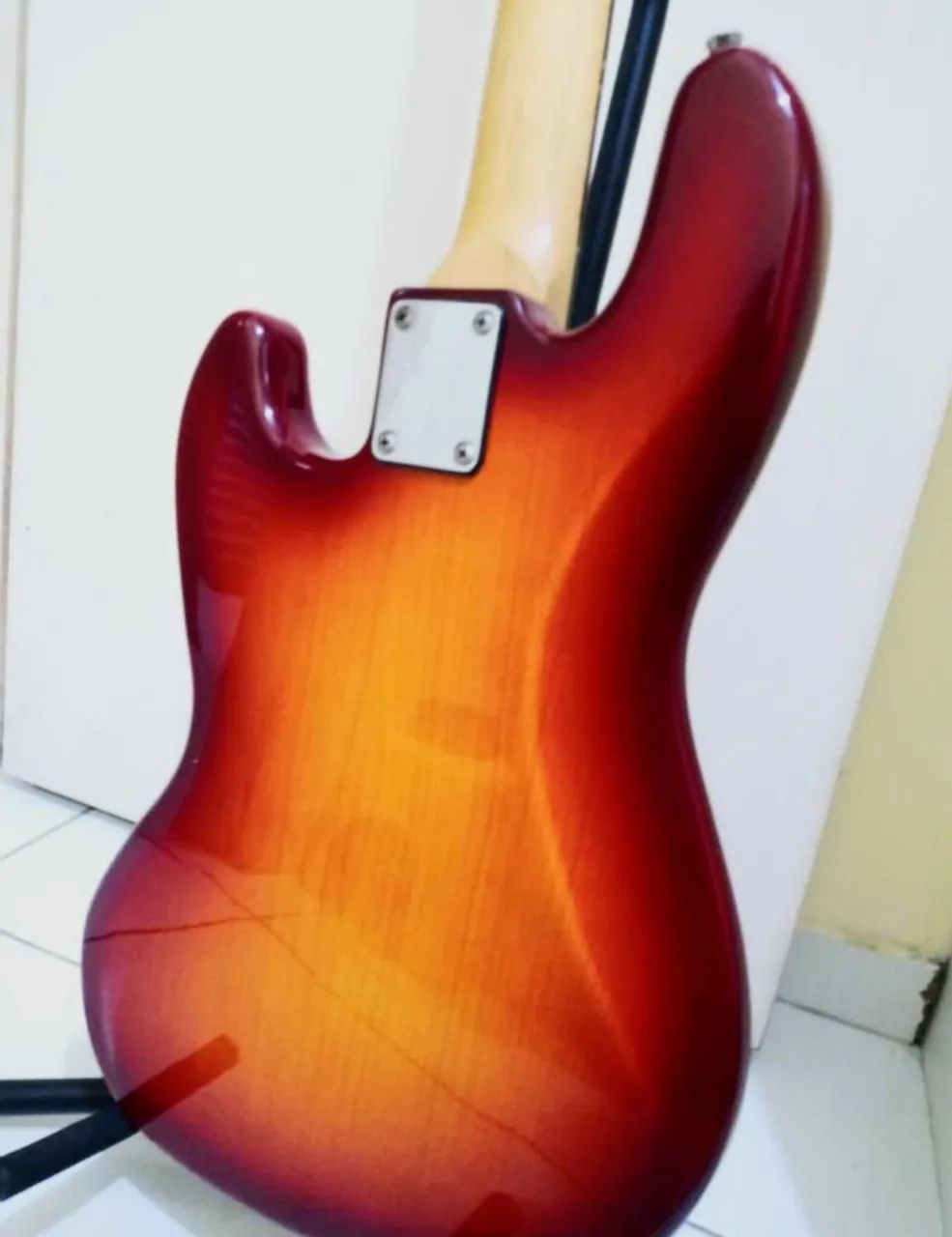 (Só VENDA) Contrabaixo PHX Cherryburst - Foto 3