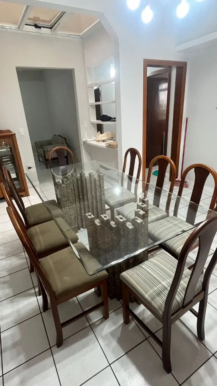 Mesa de jantar com 8 cadeiras - Foto 4