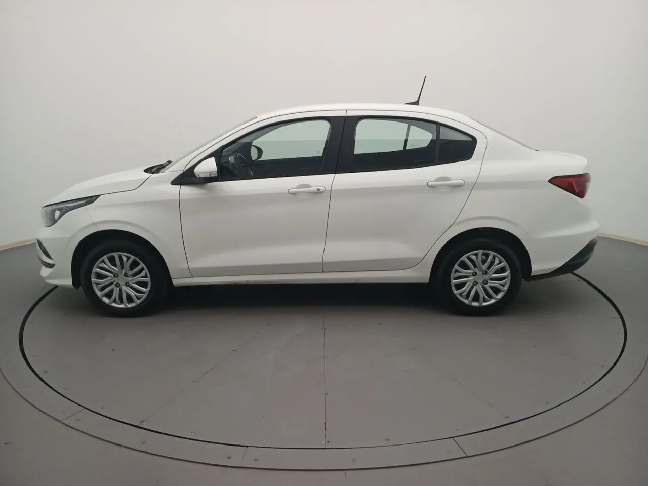 Fiat Cronos Drive 1.3 8V Flex Aut. 2025 - Foto 2