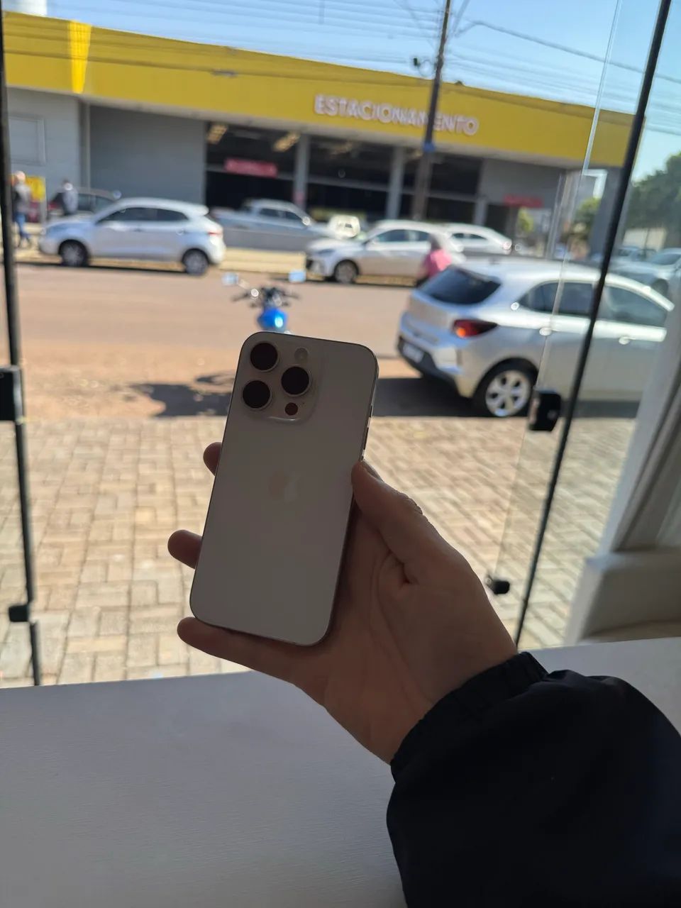 iPhone 15 pro 128gb tudo ok original 3490$ - Foto 3