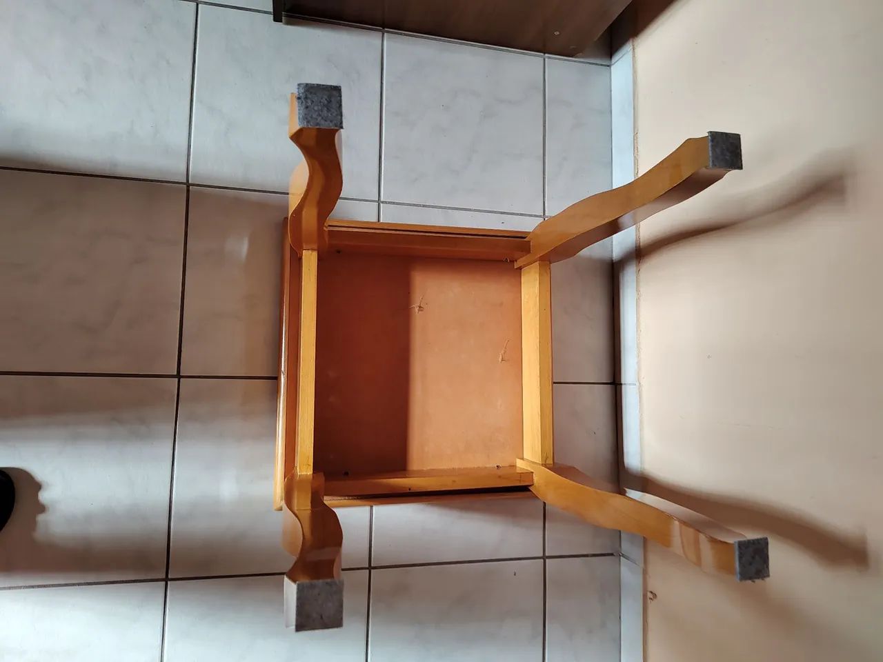 Mesinha De Canto Nova  - Foto 5