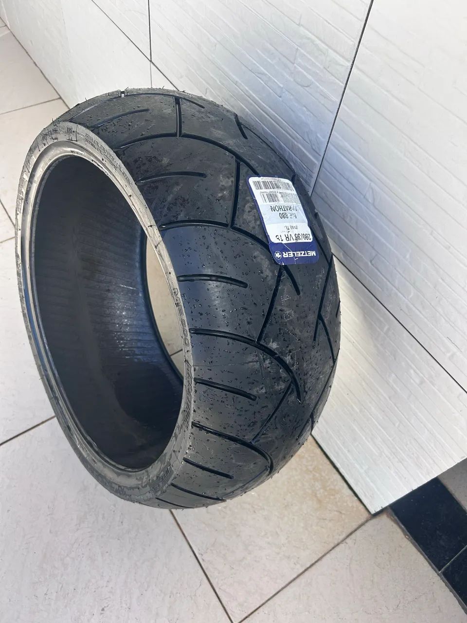 Vendo pneu metzeler - Foto 3