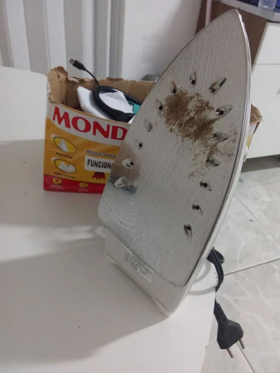 Ferro de passar roupas - Foto 5