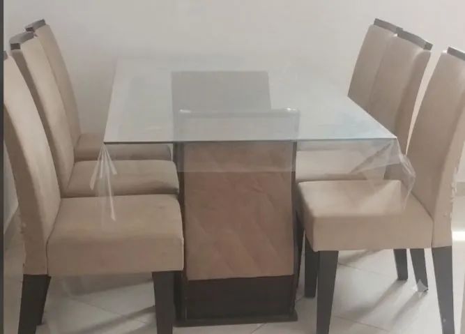 Mesa de jantar 6 cadeiras