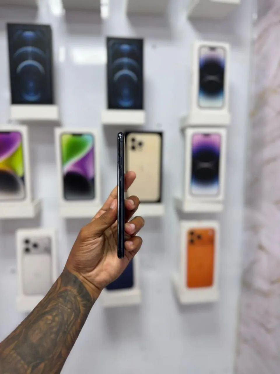 iPhone 11 PRO MAX 64GB TELA E BATERIA NOVA  - Foto 3