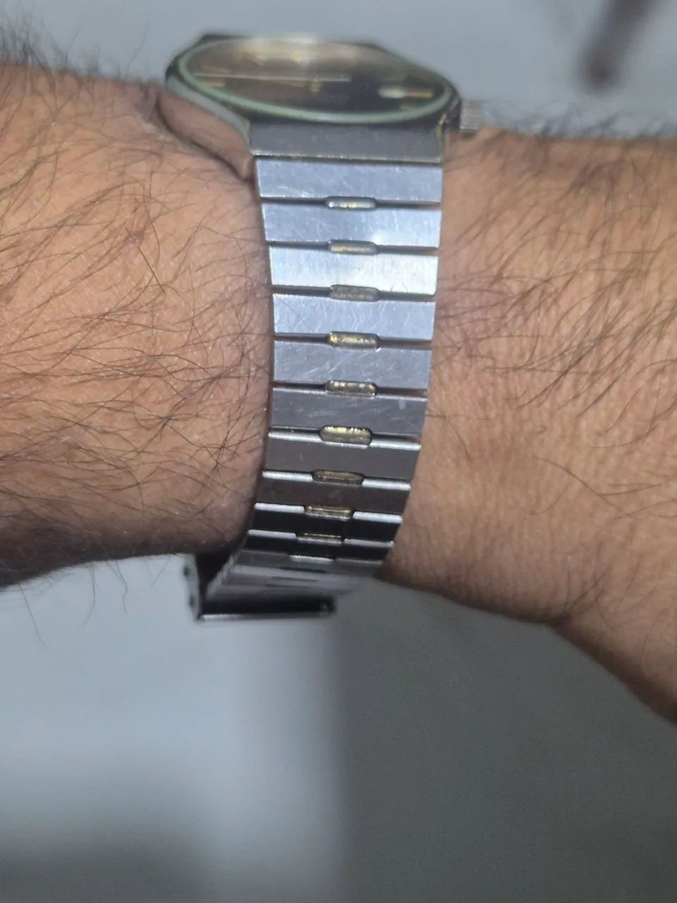 Relógio SEIKO 5 VINTAGE À QUARTZ  -  ÓTIMO ESTADO - Foto 4