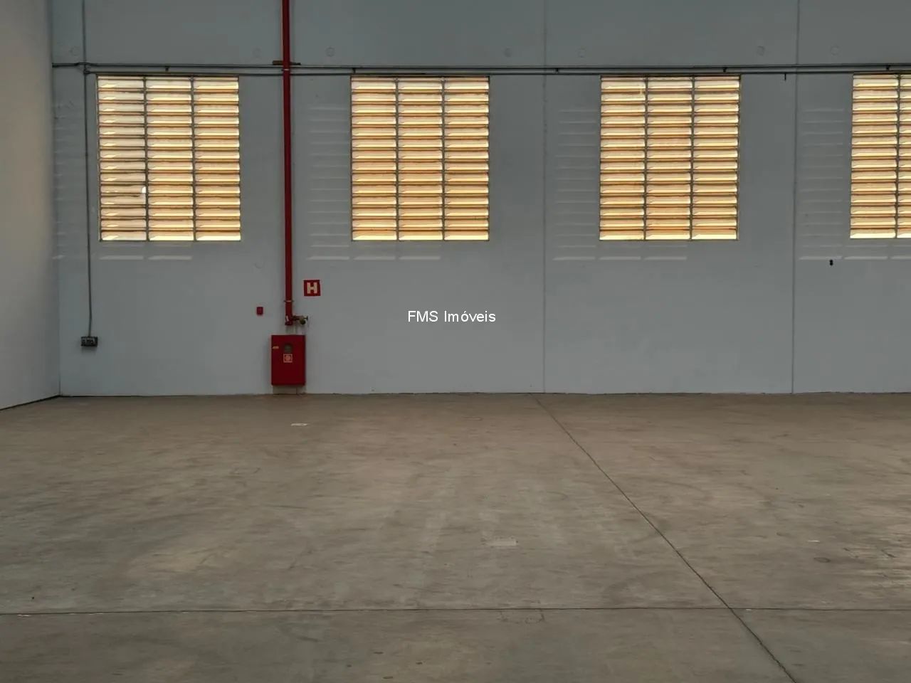 Galpão com 2200m2 em Jandira/SP - Foto 2