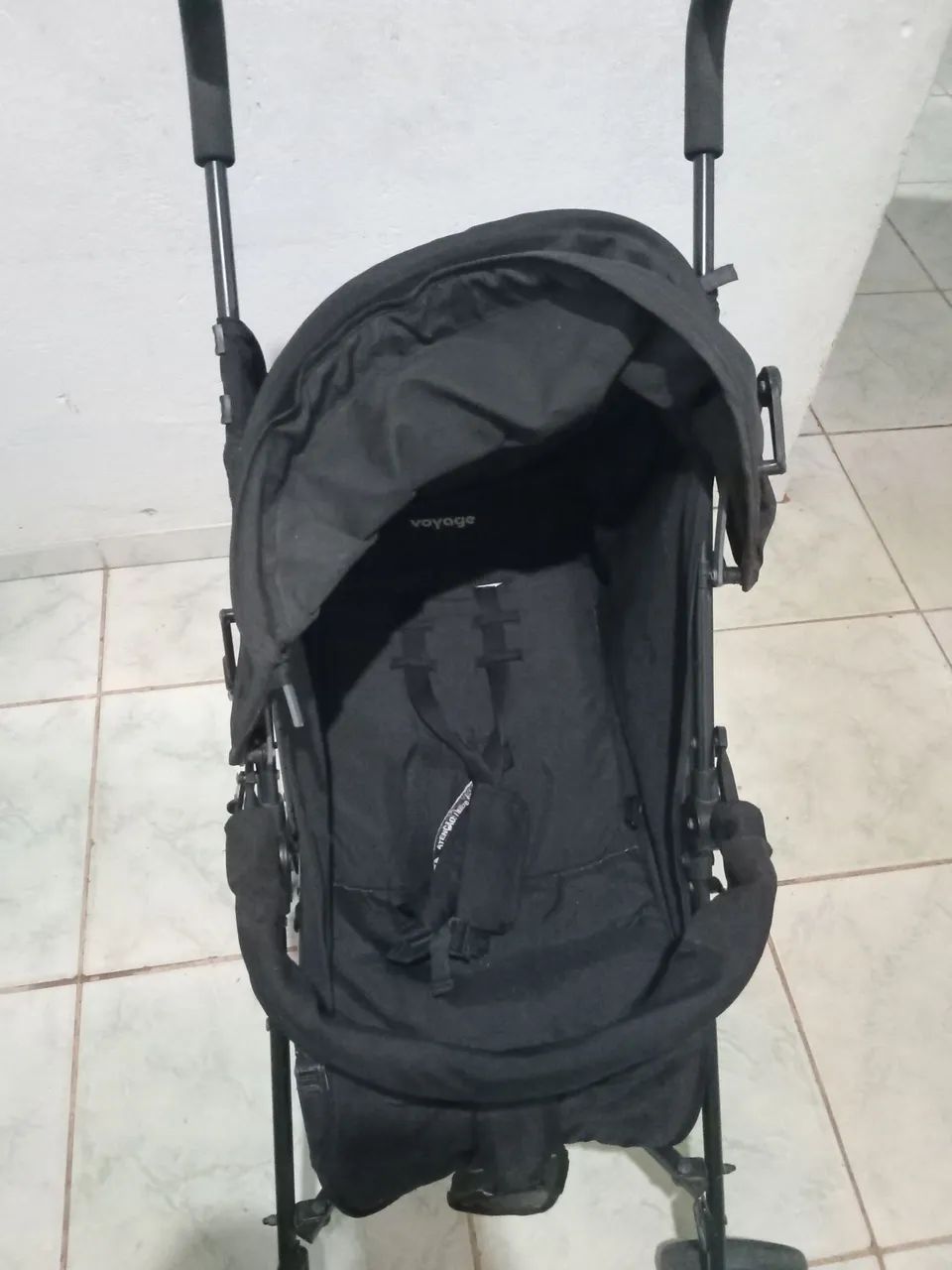 Carrinho de bebê voyage