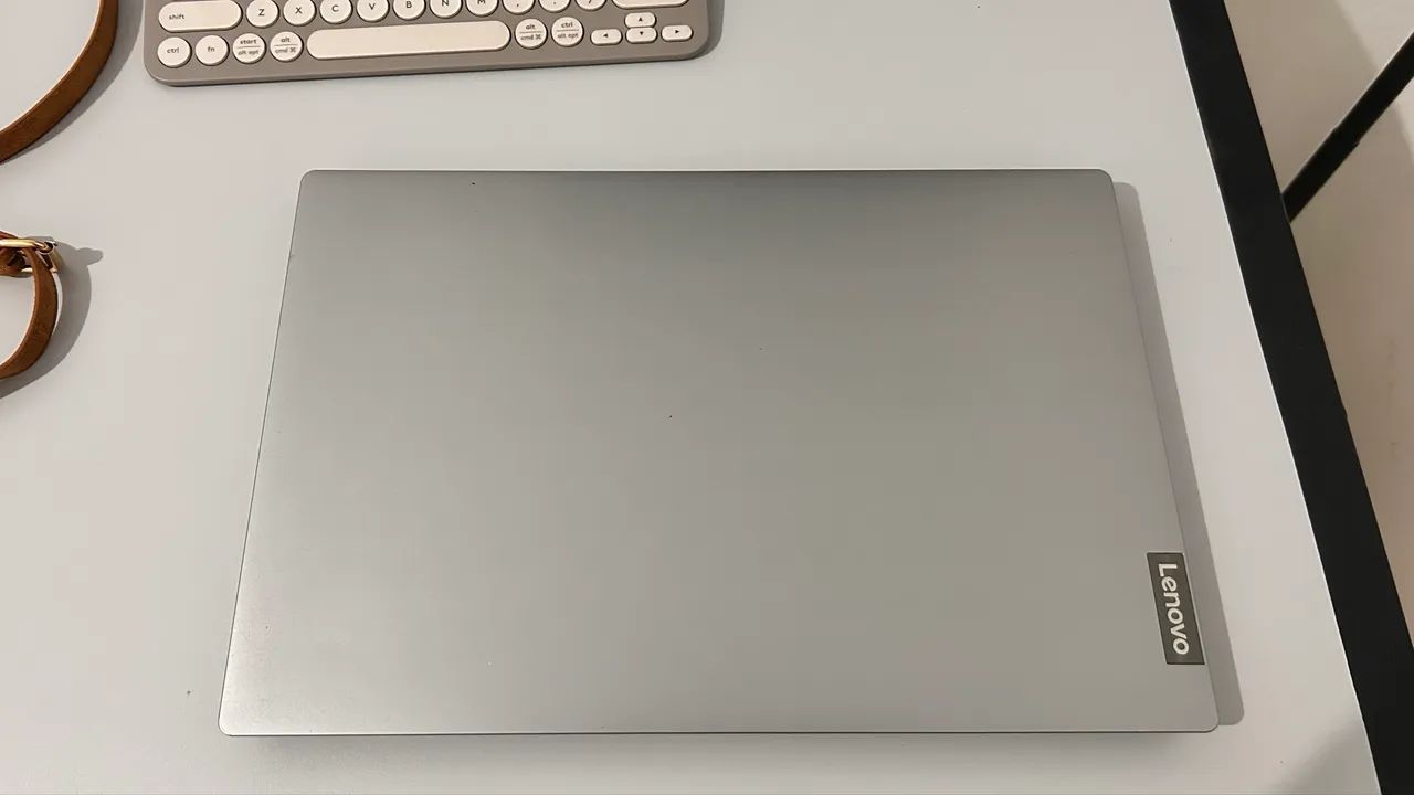 Notebook Lenovo IdeaPad S145 - Excelente estado