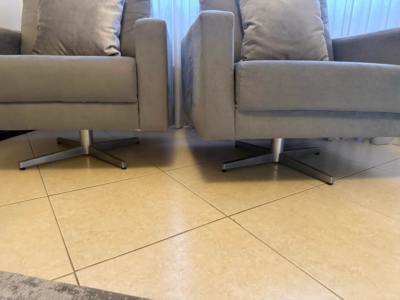2 POLTRONAS GIRATÓRIAS  - Foto 5