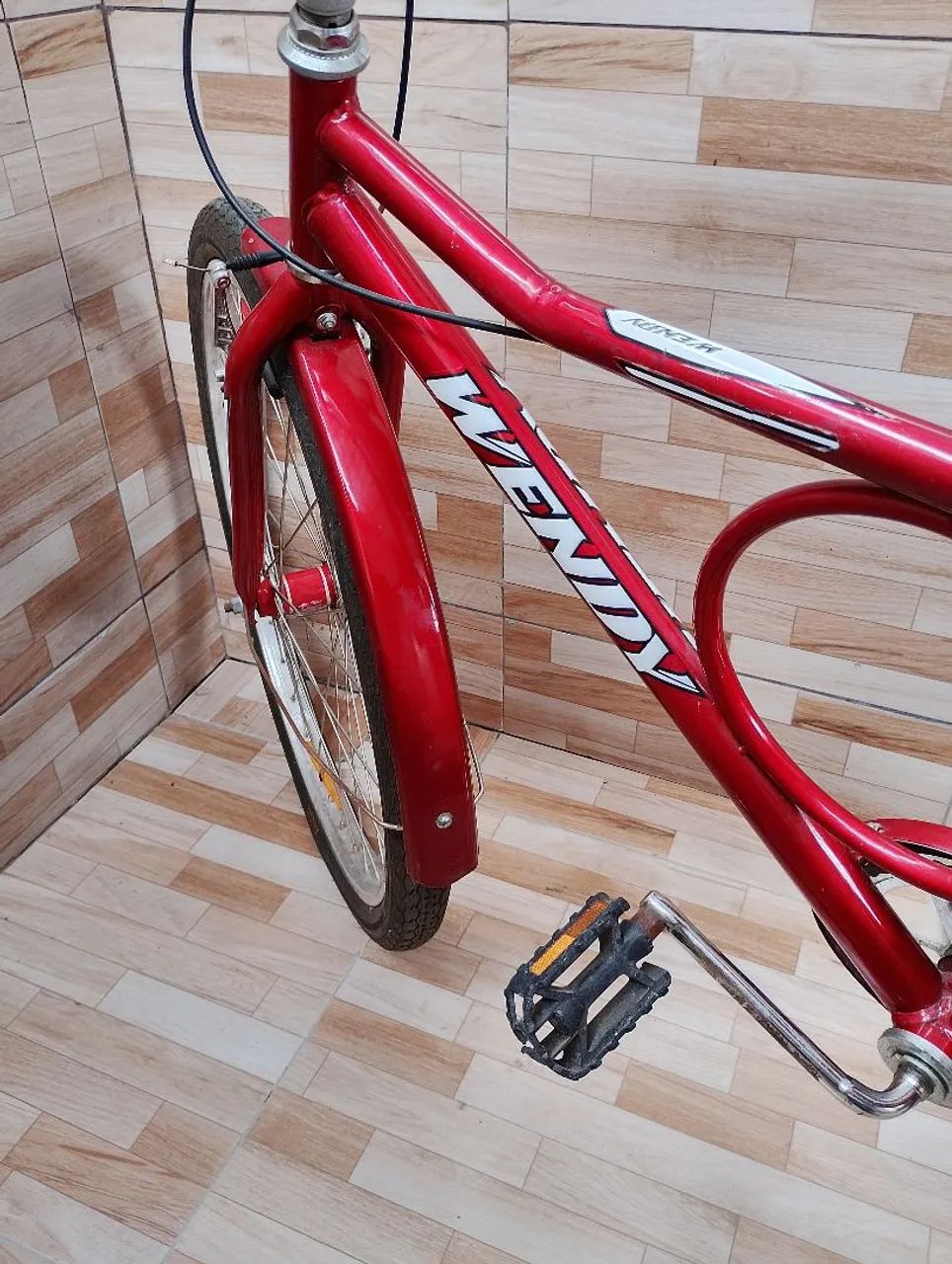 Bicicleta vermelha  - Foto 2