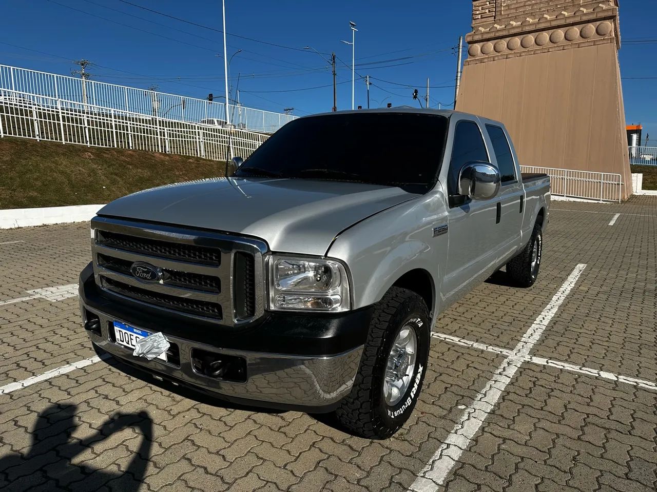 Ford F-250 CD XLT 4.2 TB 2005