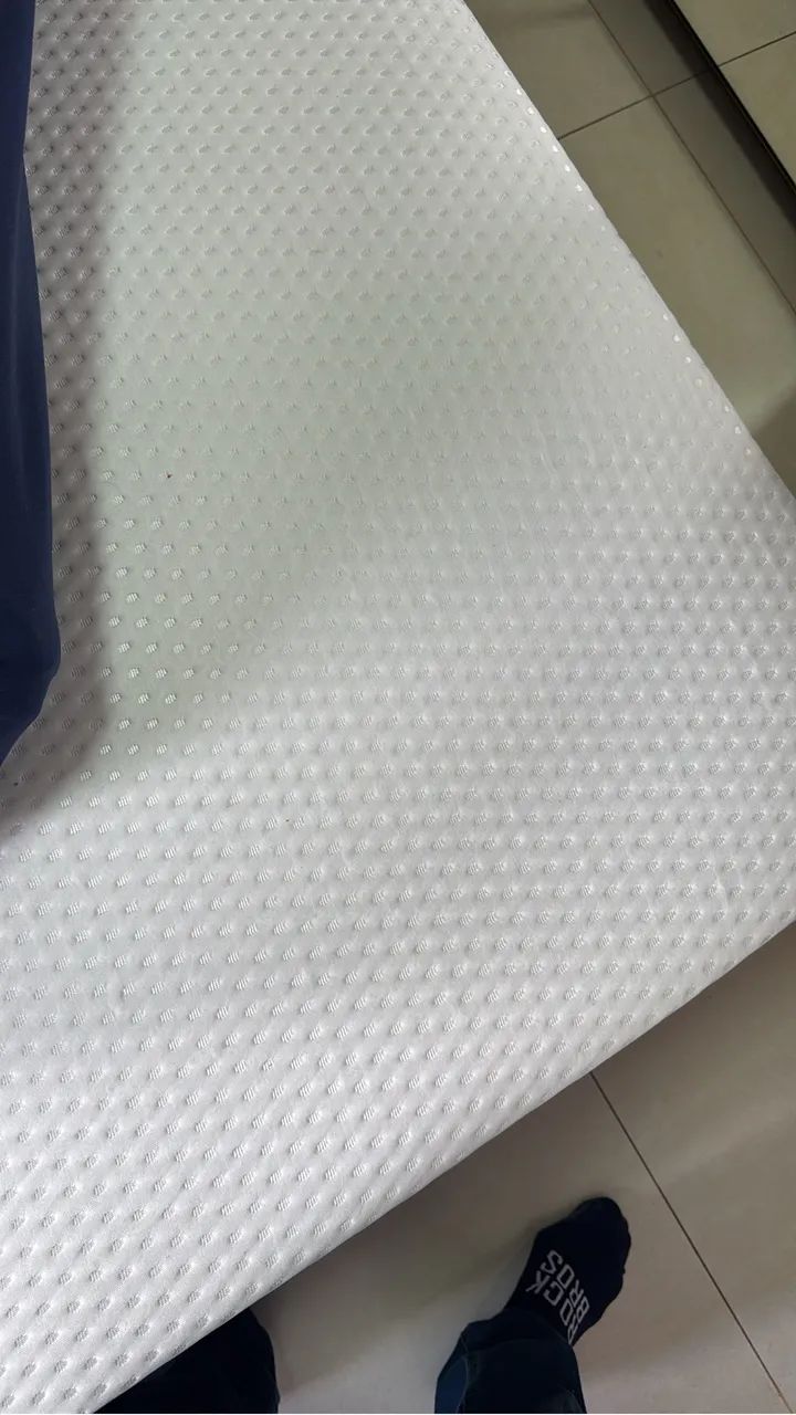 Vendo Cama Box + Colchão EMMA em excelente estado - Foto 5