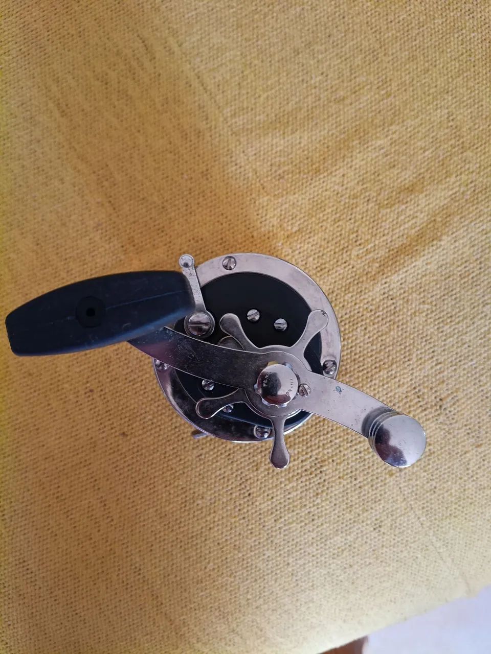 Vendo carretilha Penn Reels 320GT 2 - Esportes Aquáticos - Alto da