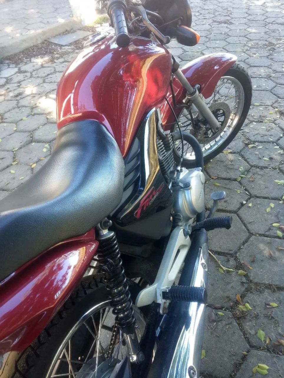 Bem conservada 