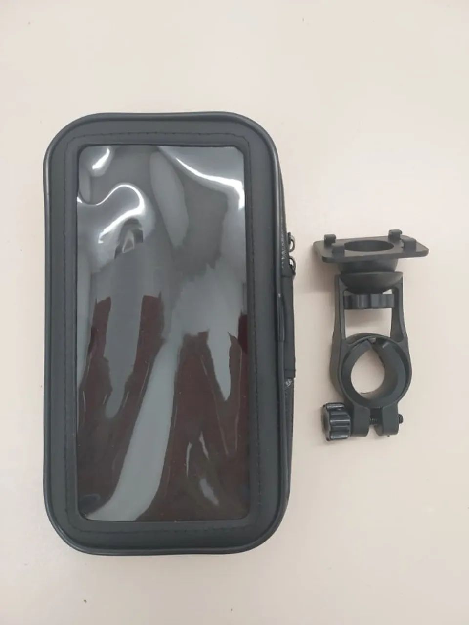 Suporte de celular impermeável