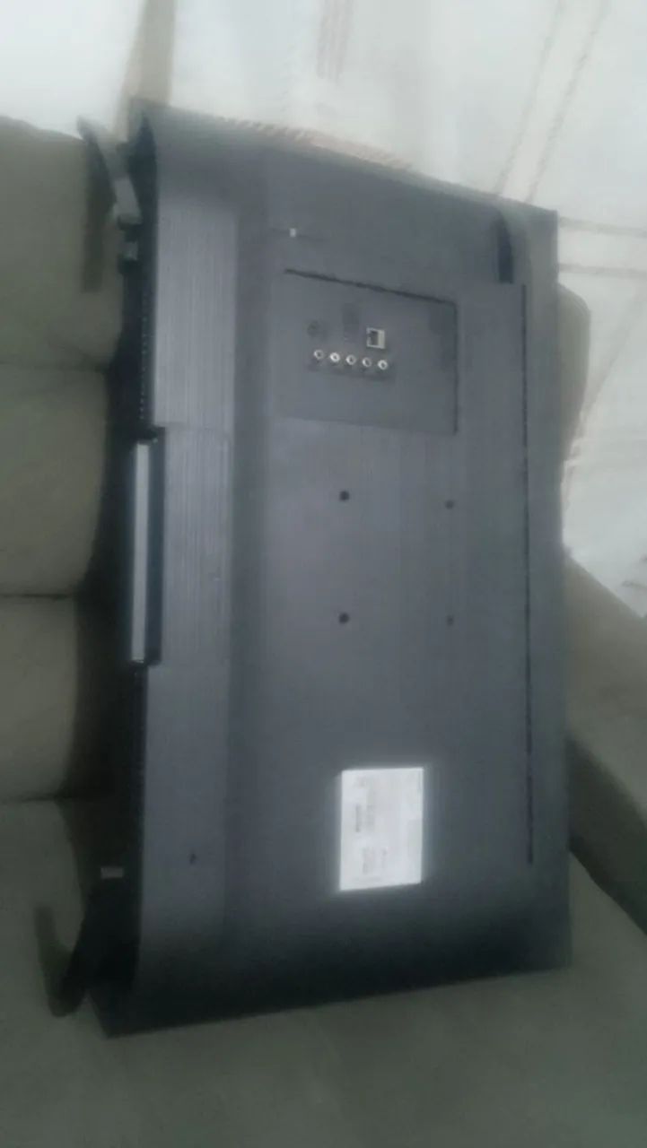 tv sansung 32 polegadas tela trincada placa esta ok - Foto 2