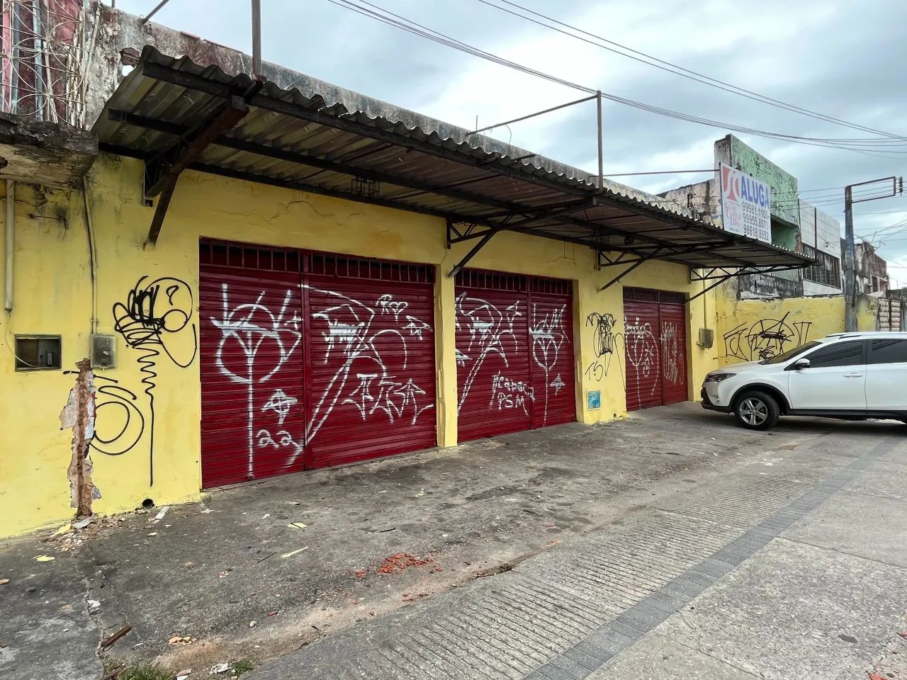 Ponto comercial/Loja/Box para aluguel possui 80 m2 na mister hull