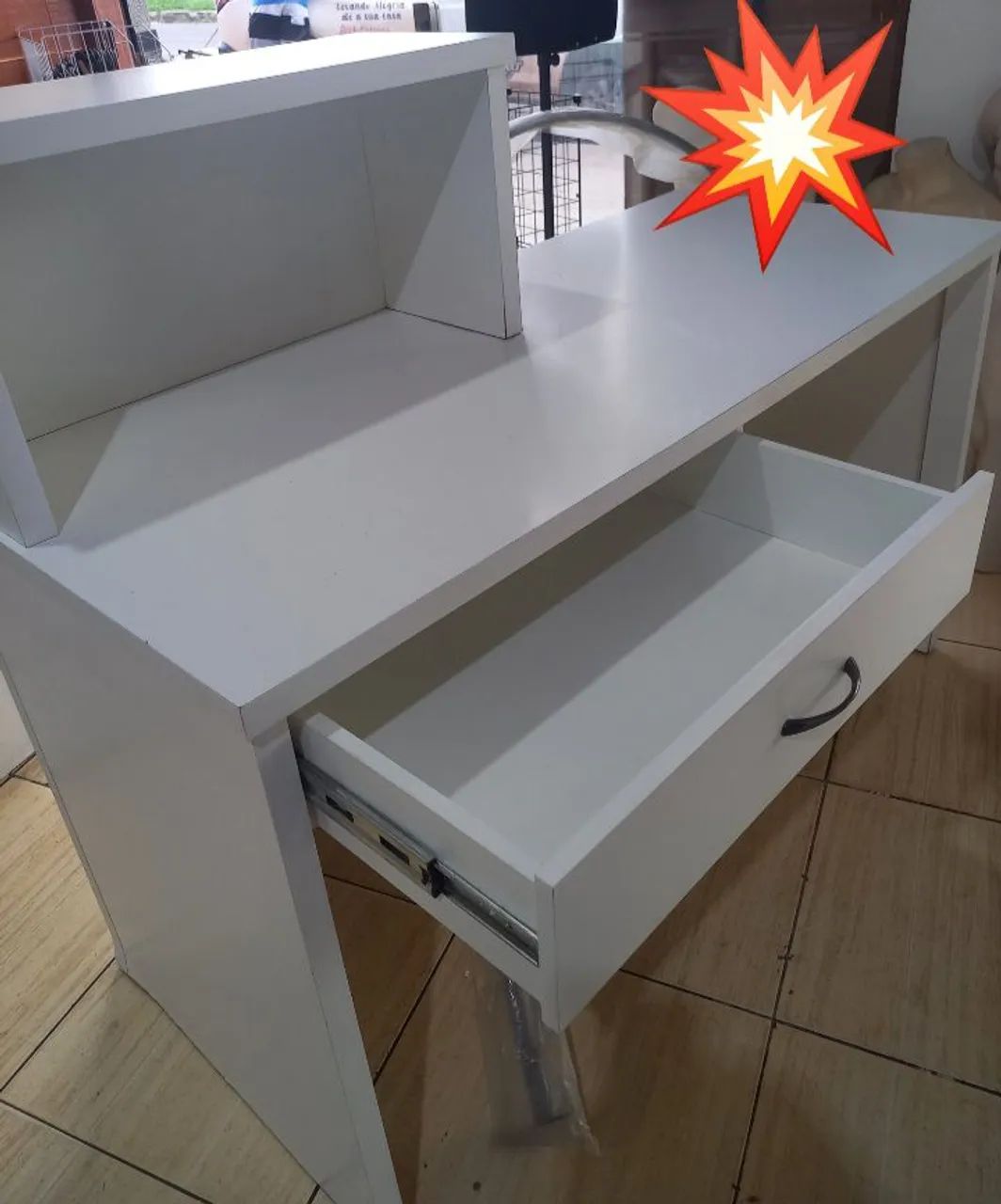 Mesa caixa usada em mdf 62/1,16/1,42 comprimento Maringá Paraná  - Foto 2