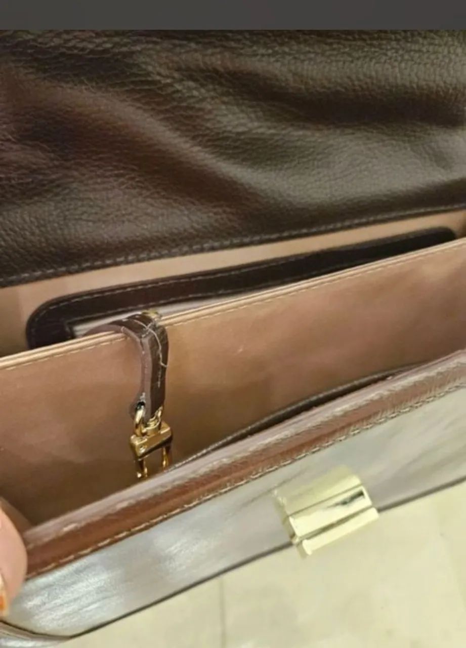 bolsa de ombro couro marrom cafe - Foto 4