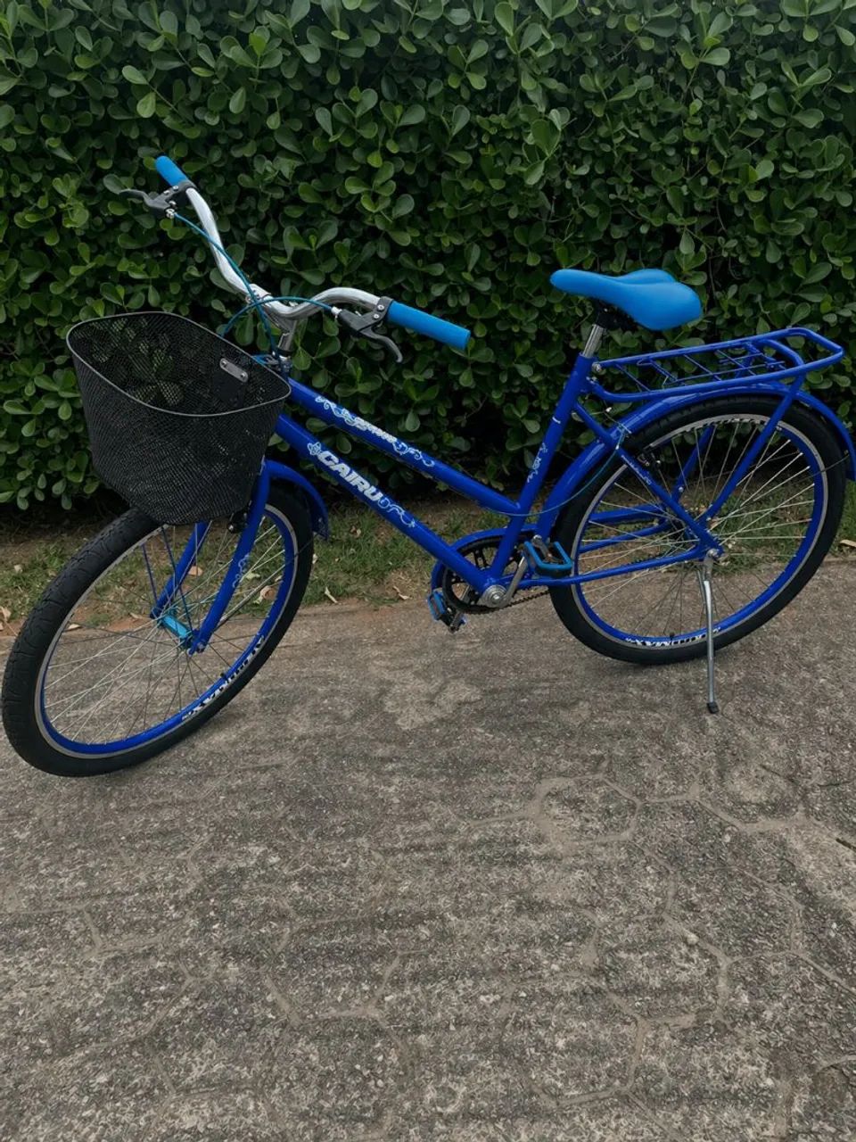Bicicleta azul com nota fiscal