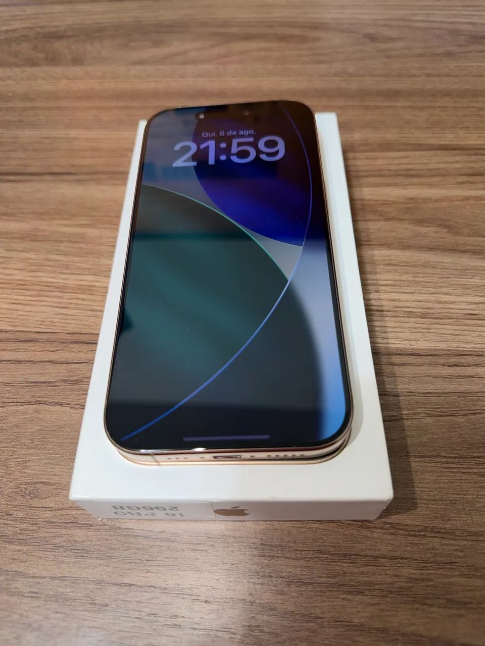 iphone 16 pro 256GB desert titanium