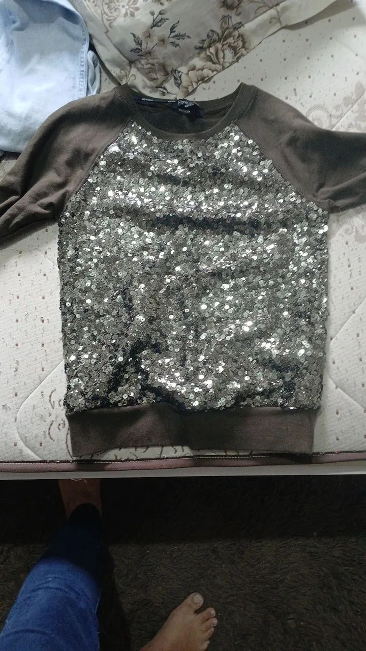 Blusa feminina nunca usada tam M