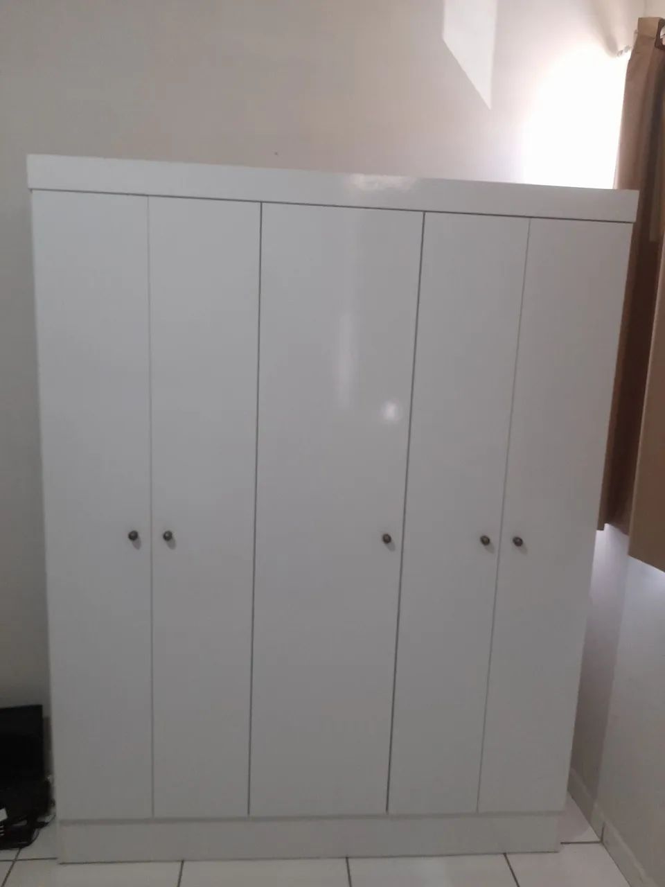 Guarda roupas 5 portas branco