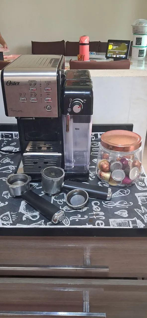 Cafeteira Oster PrimaLatte