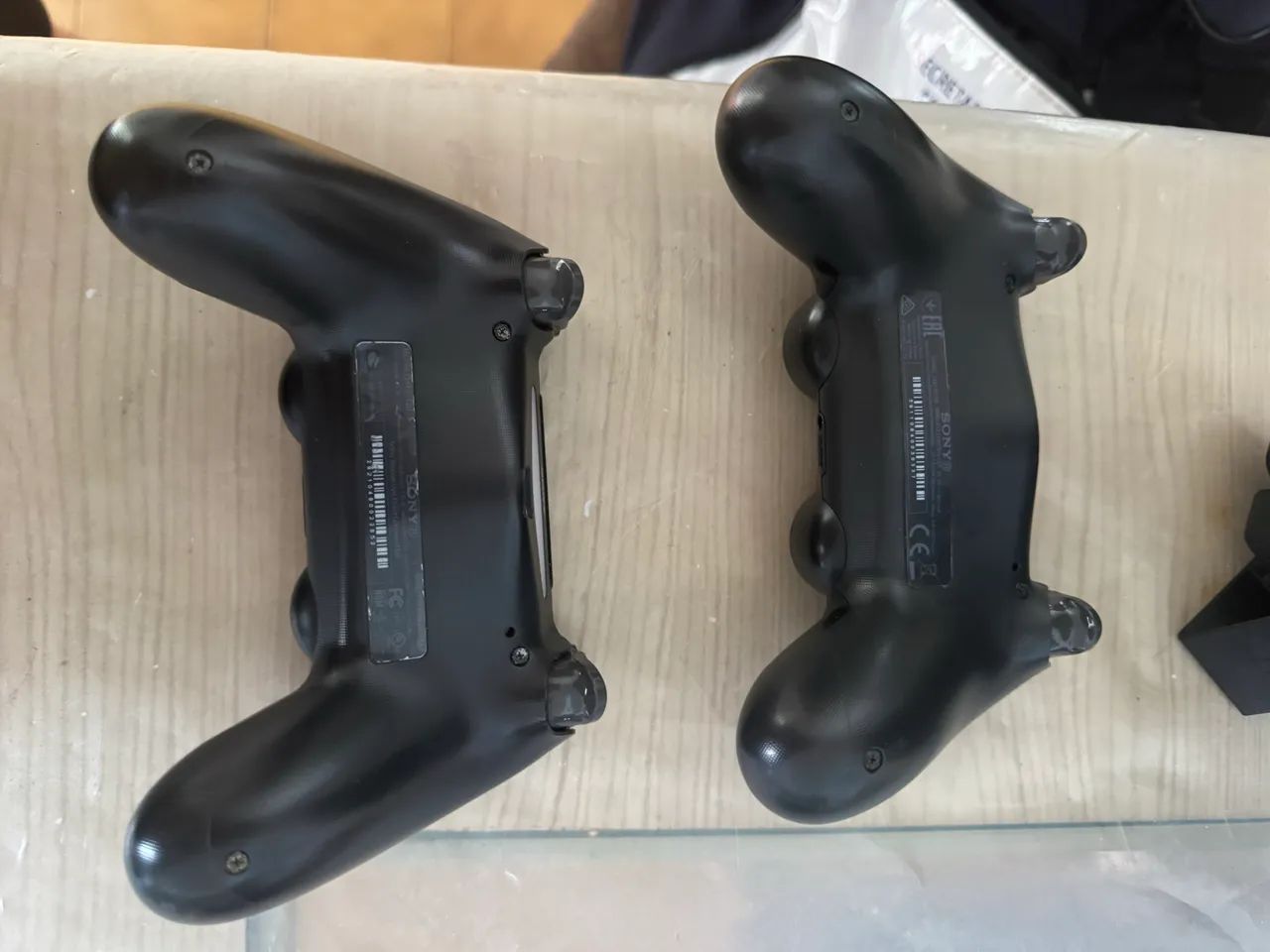 PS4 slim 1T  - Foto 2