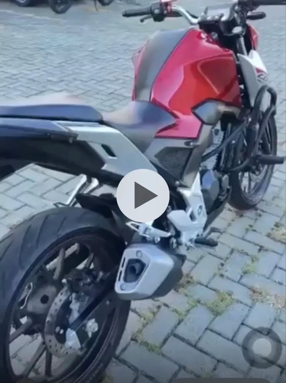 Vendo CB 300  -  Muito Nova - Foto 4