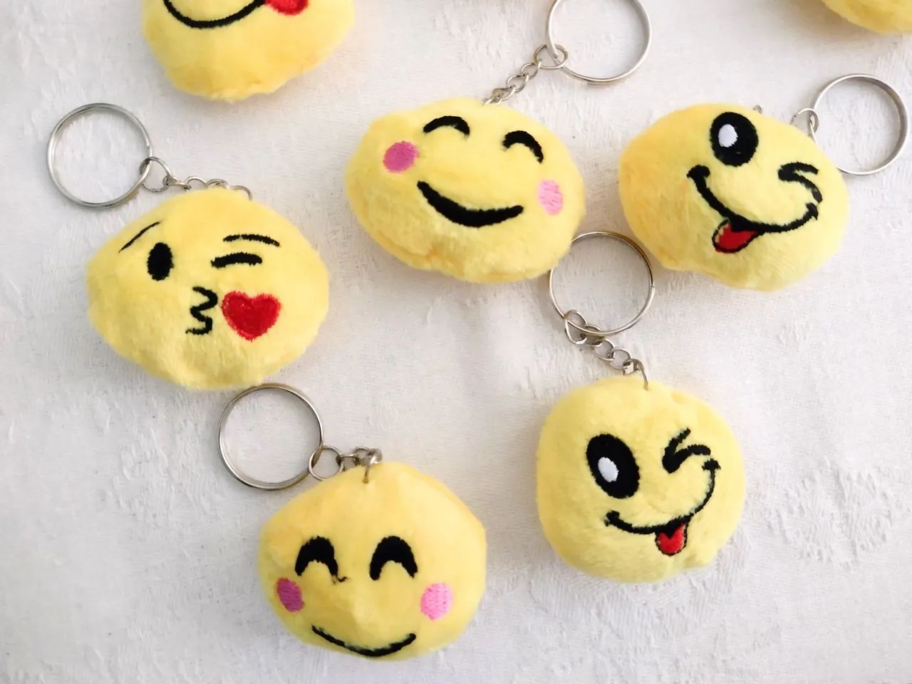 Kit de chaveiros emoji 11 unidades 