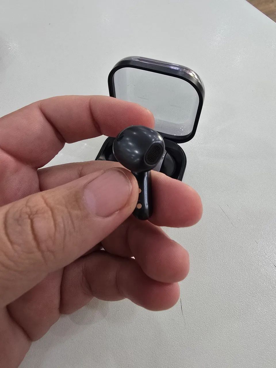 Fone Galaxy Buds 4 - Foto 4