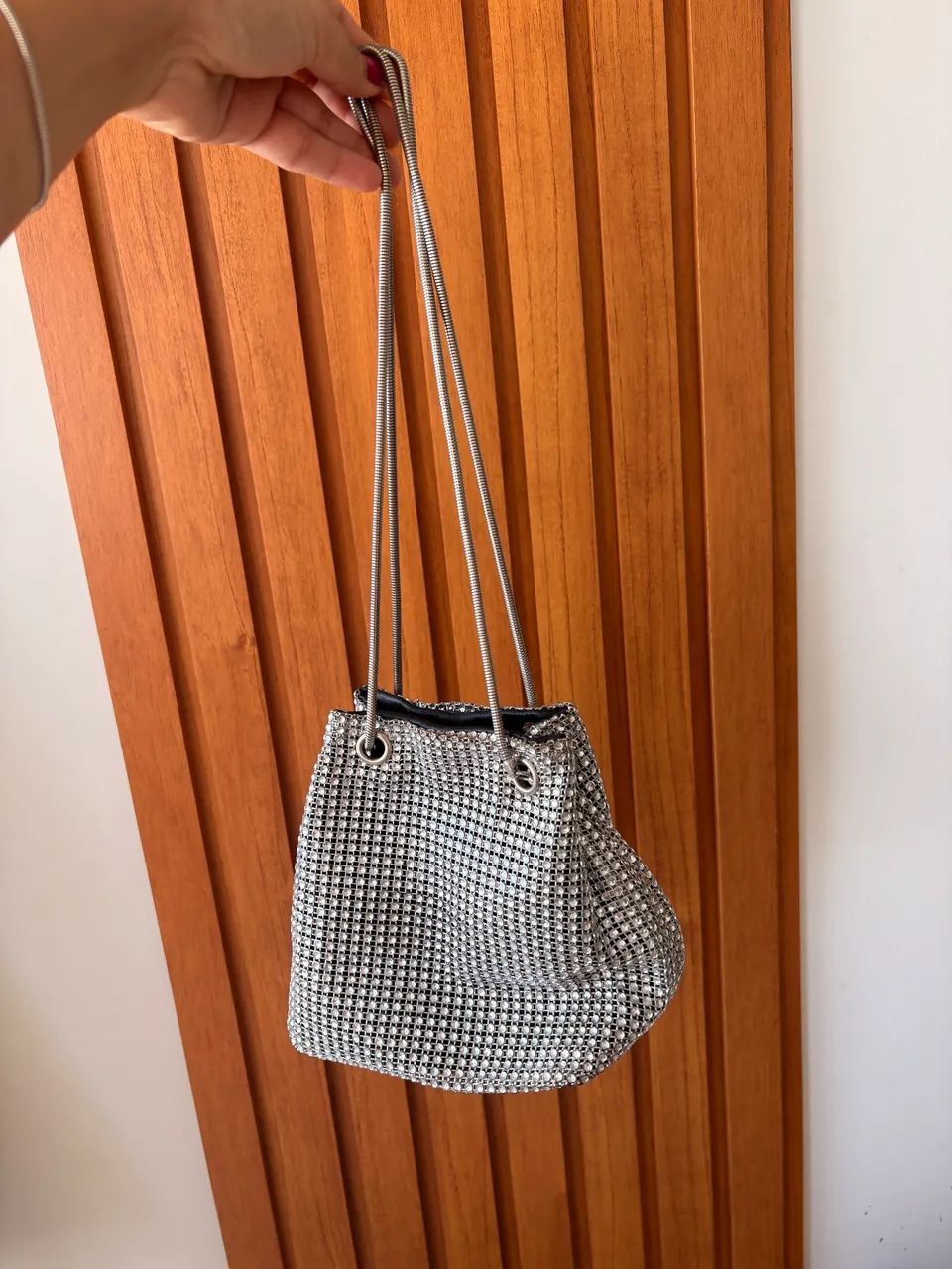 Bolsa brilhante pequena 