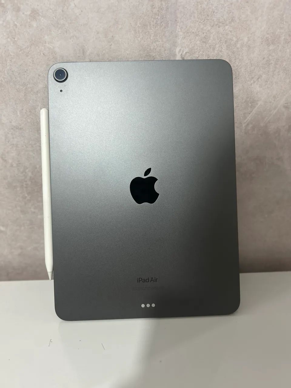 iPad Air M1 -com Apple Pencil 2 - impecável  - Foto 5